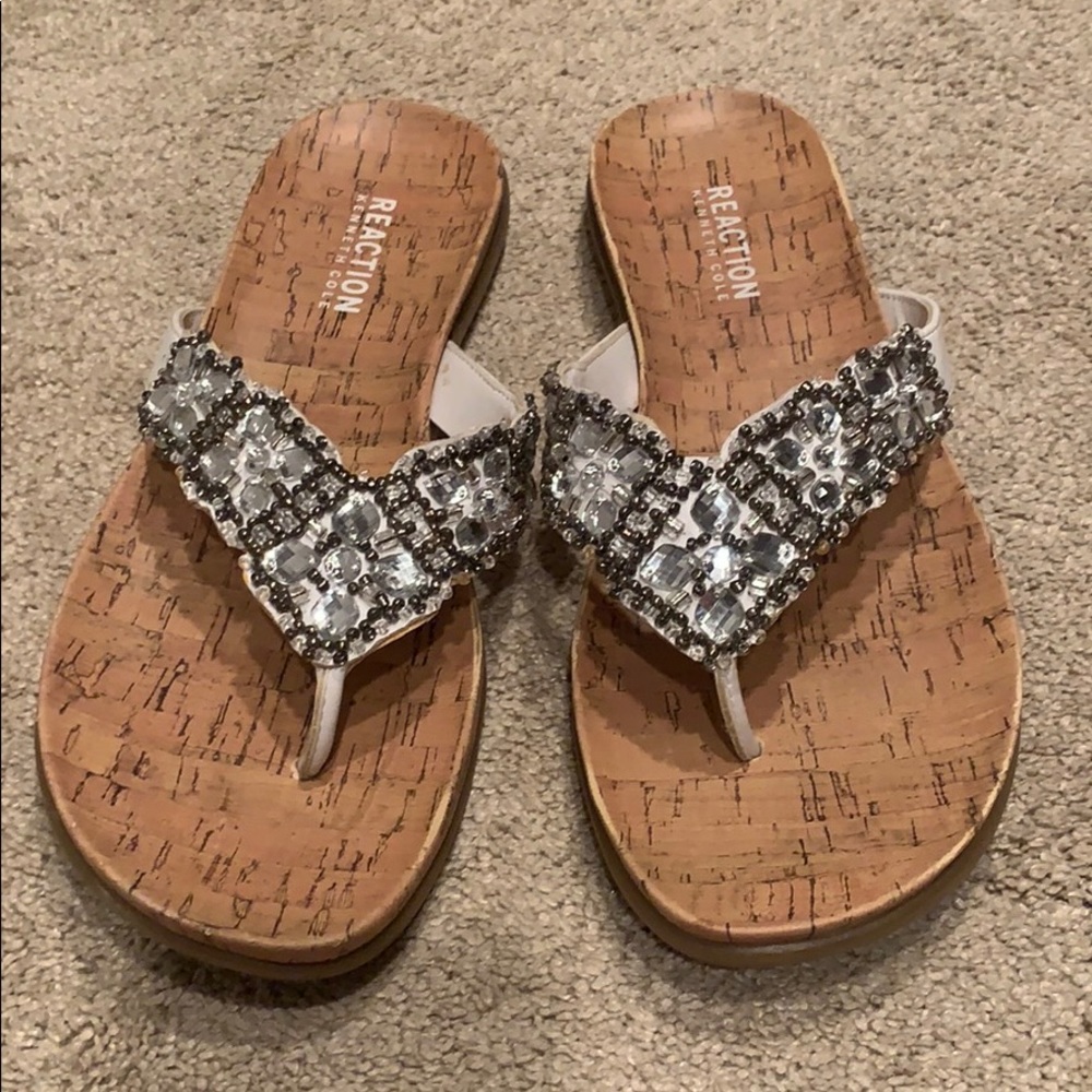 Kenneth Cole Reaction Beaded Thong Sandal - Size 8